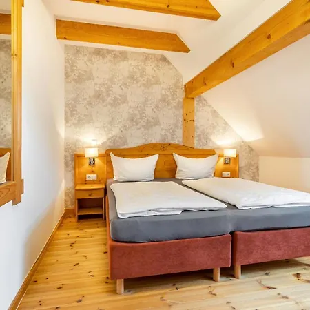 Domaene Groschwitz *