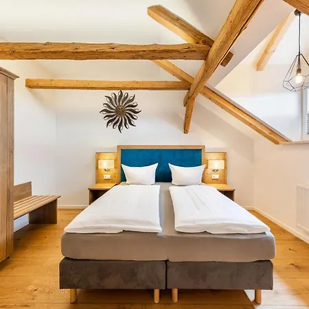 Domaene Groschwitz *