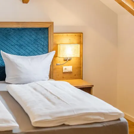 Domaene Groschwitz *